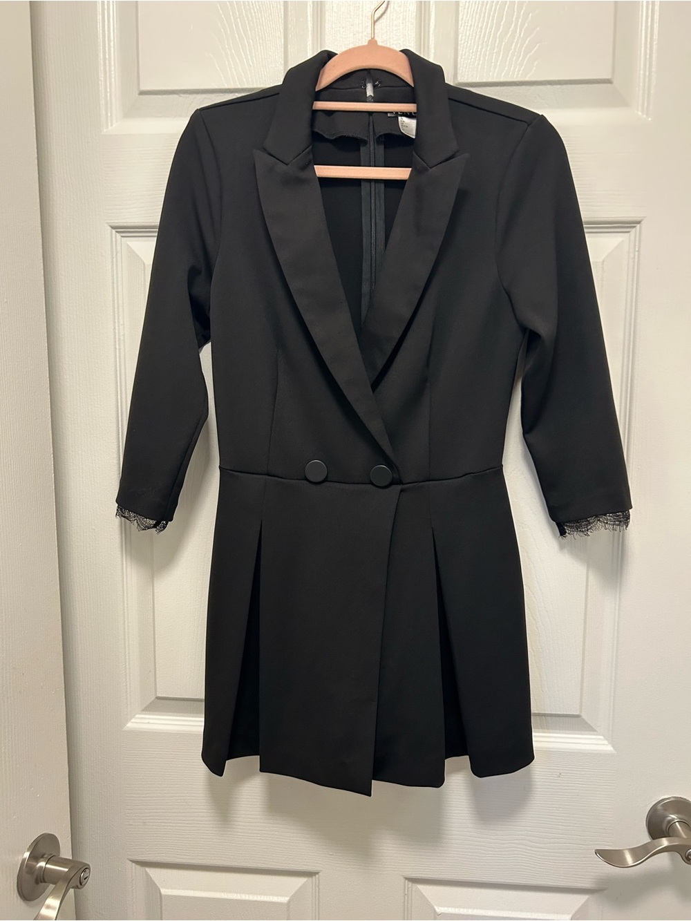 VENUS Black Tailored Blazer Dress with Lace Sleeve Trim